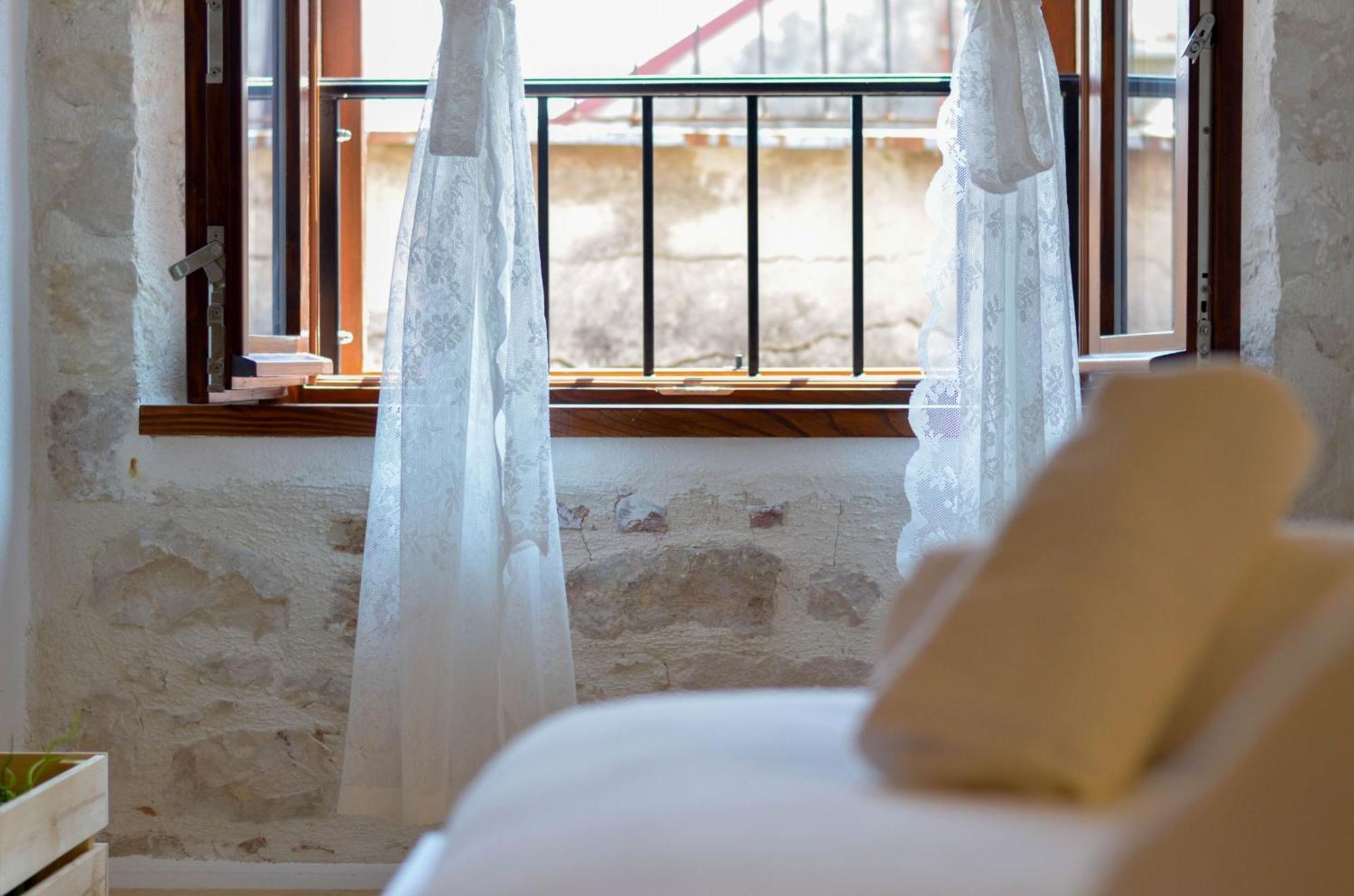 Apartments & Rooms Tiramola - Old Town Trogir Phòng bức ảnh